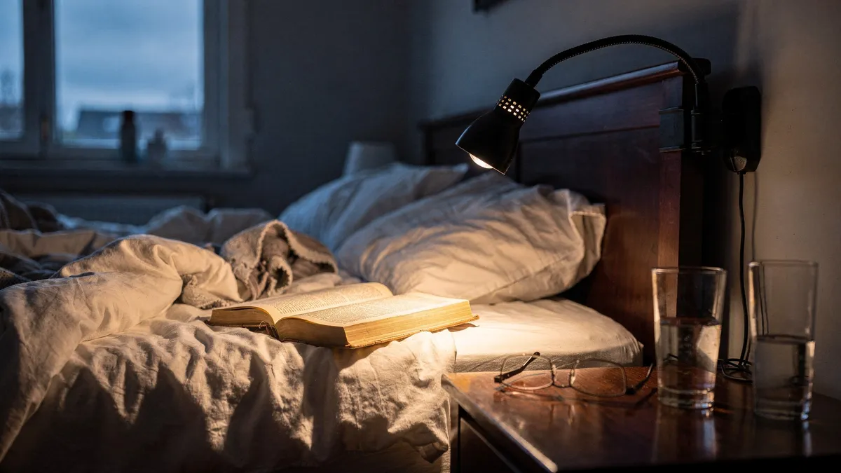 A Guide To Reading Lamps With Flexible Positioning