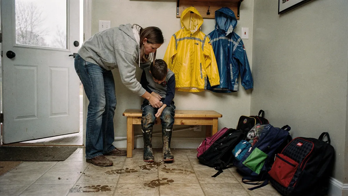 A Guide To Kids Rain Jackets for Outdoor School Days